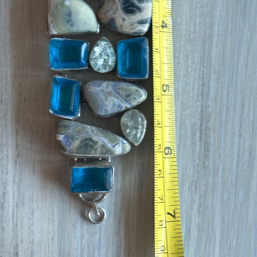 Stunning Blue and Unmarked Silver Stone /Gem Bracelet - Picture 11 of 11